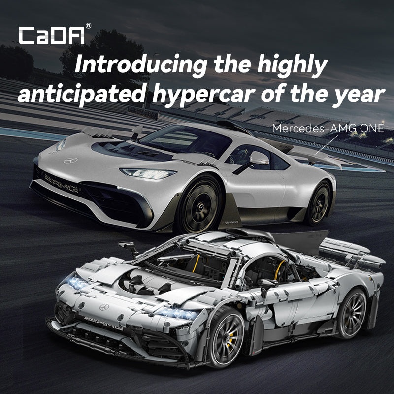Silberner Mercedes-AMG ONE und sein CaDA-Klemmbausteinmodell im Vergleich