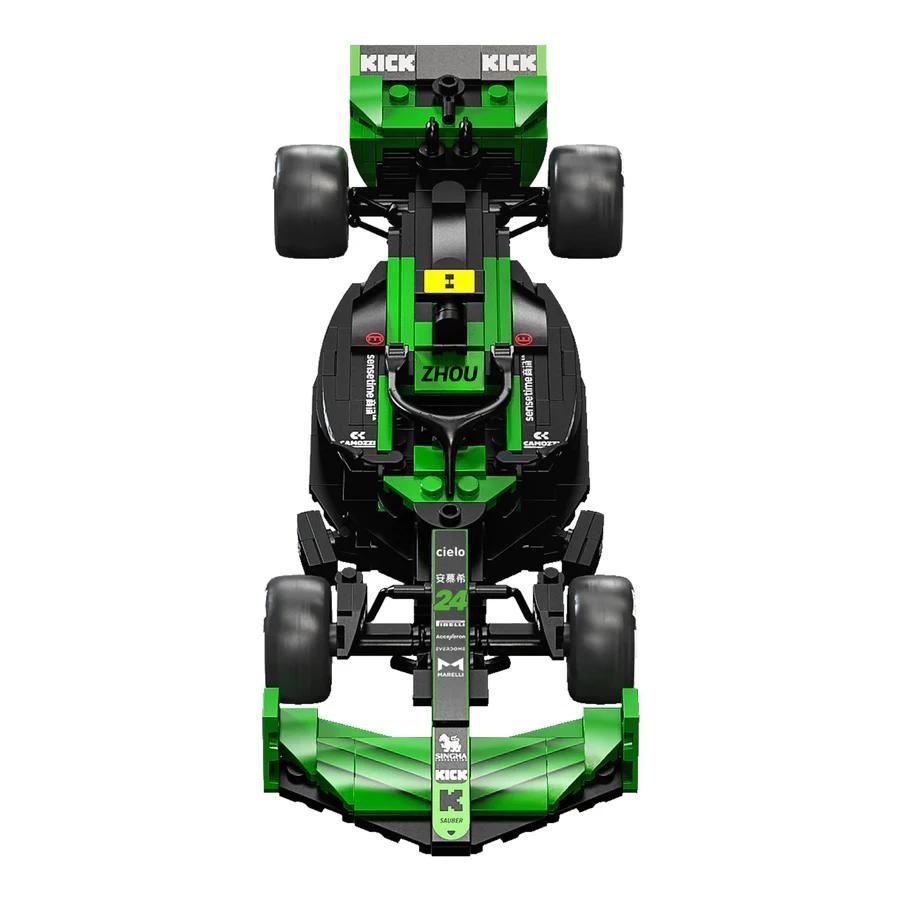 Das Modell überzeugt mit zahlreichen Details wie dem vorderen Flügel, dem Lenkrad, dem Anti-Roll-Rahmen und dem Cockpit. 