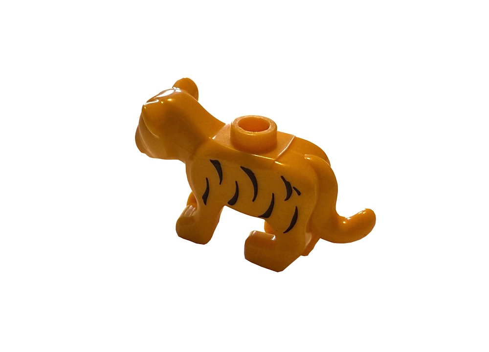 Der Tiger hat einen Noppen auf dem Rücken.