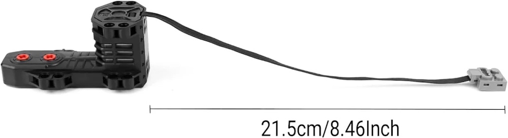 Das Kabel hat eine Länge von 21,5cm. Durch die standardisierte Bauweise ist der Buggy-Motor mit gängigen Power-Functions-Systemen kompatibel und lässt sich problemlos in bestehende Konstruktionen integrieren.