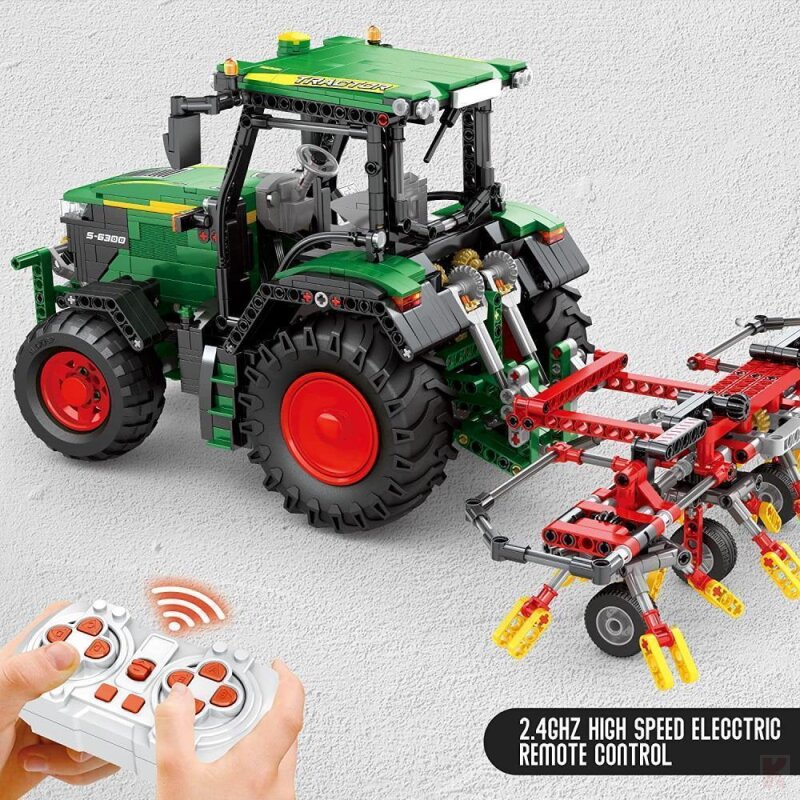 Reobrix 22015 Mechanical Tractor RC