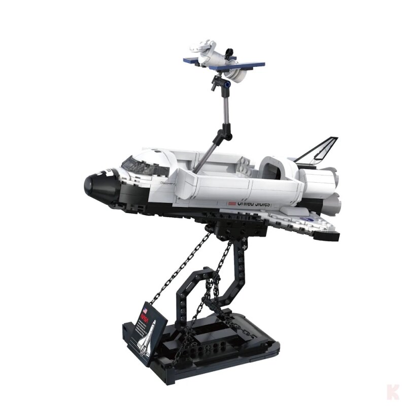CaDA C56051W Space Shuttle Discovery